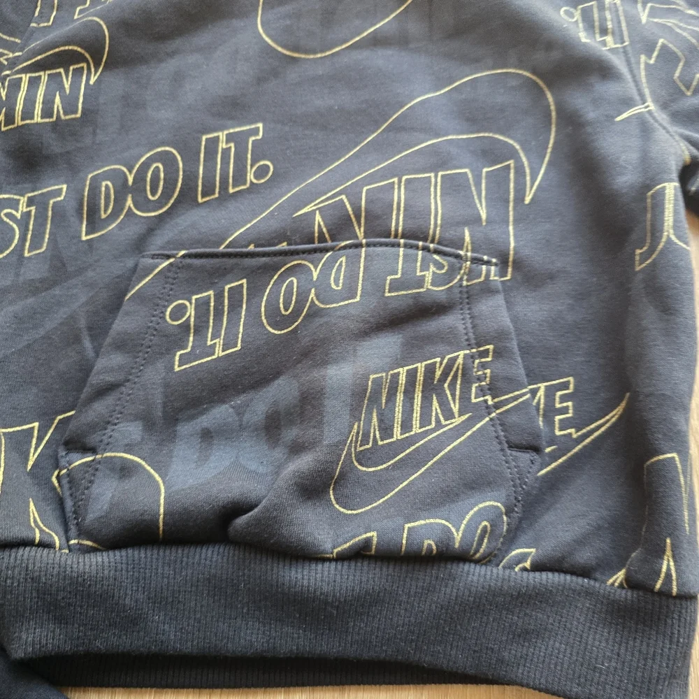 Nwt Nike All-Over Print Hoodie & Pants 2-Piece Set Black Gold Fleece Lined